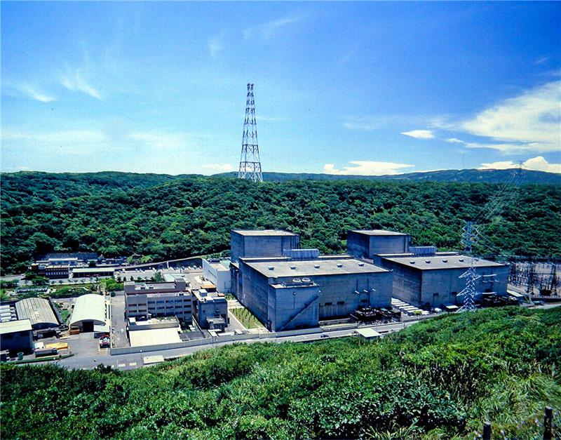 位於新北市石門區的台電核一廠1號機運轉執照於今(5)日到期，是台灣首座走入除役階段的核能機組。